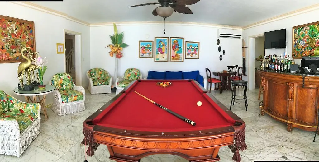 ***  Ocean West Boutique Hotel Nassau Bahamas