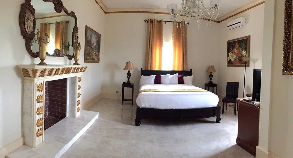 Ocean West Boutique Hotel Nassau