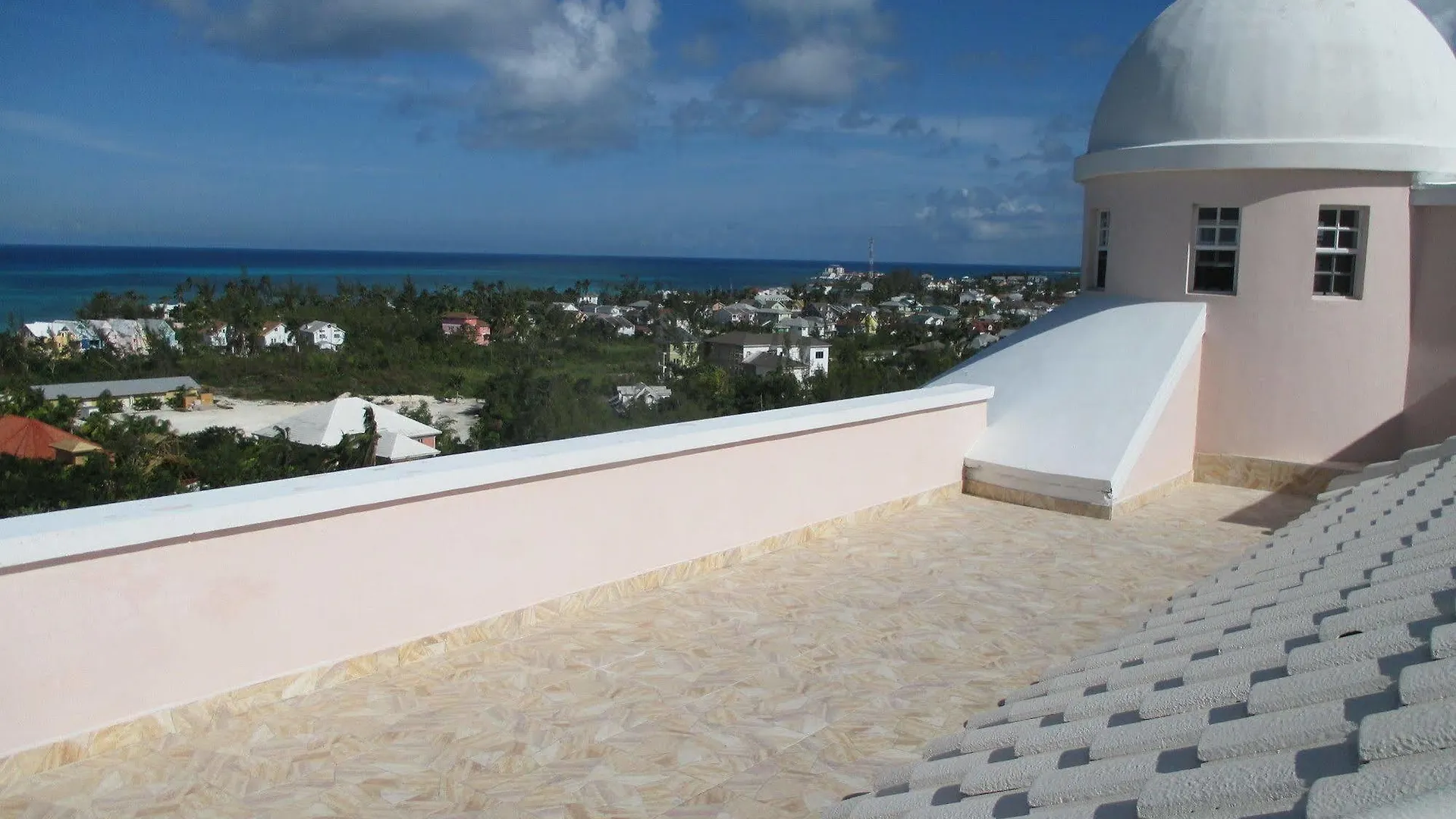 Ocean West Boutique Hotel Nassau