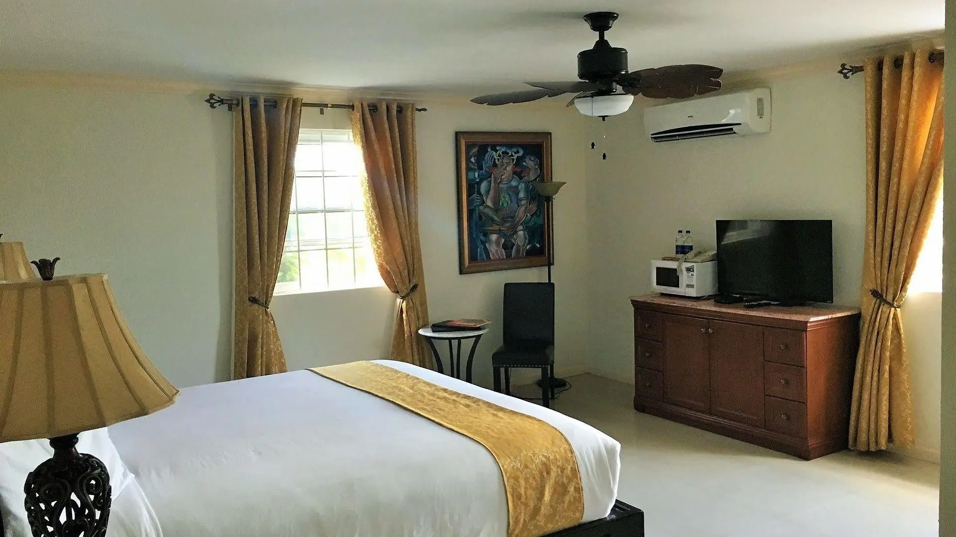 Ocean West Boutique Hotel Nassau