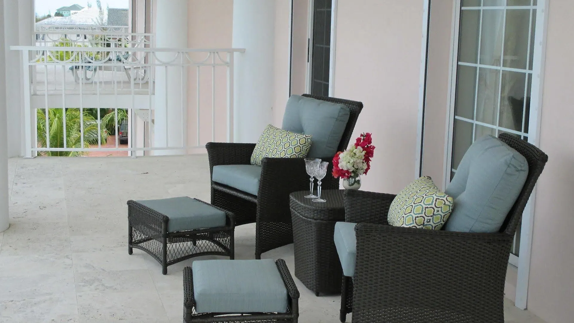 Ocean West Boutique Hotel Nassau Bahamas